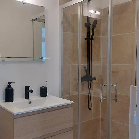 Le Reverbere, De * Лектур